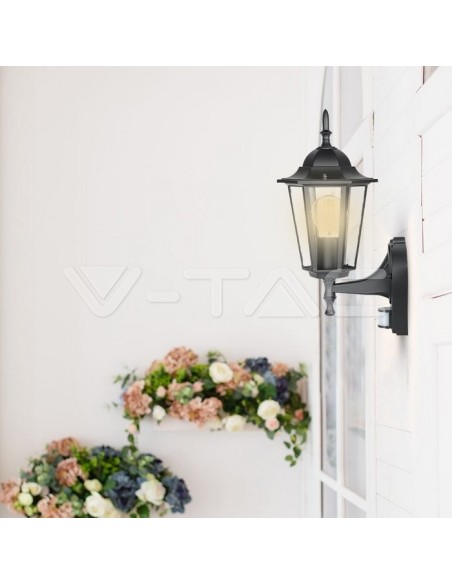 V-TAC VT-751 7070 Lanterne murale LED avec douille E27 (Max 60W) avec détecteur de mouvement Couleur noire IP44