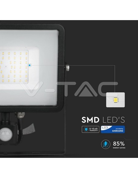 V-TAC PRO VT-50-S Faro LED 50W Chip Samsung Colore Nero con Sensore di Movimento e Crepuscolare e Interruttore di Bloccaggio 