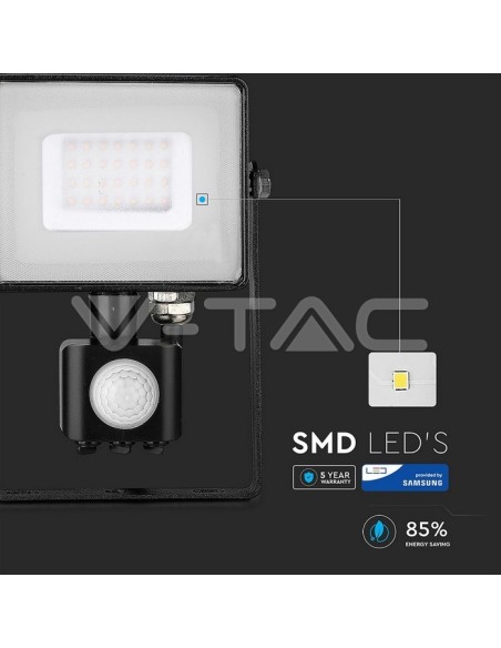 V-TAC PRO VT-30-S Faro LED 30W Chip Samsung Colore Nero con Sensore di Movimento e Crepuscolare e Interruttore di Bloccaggio