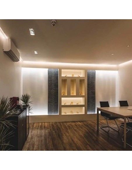 Tira led 12V, RGB, SMD5050, 4W/m, 30 leds/m, IP65, ancho 10mm - V-TAC VT-5050