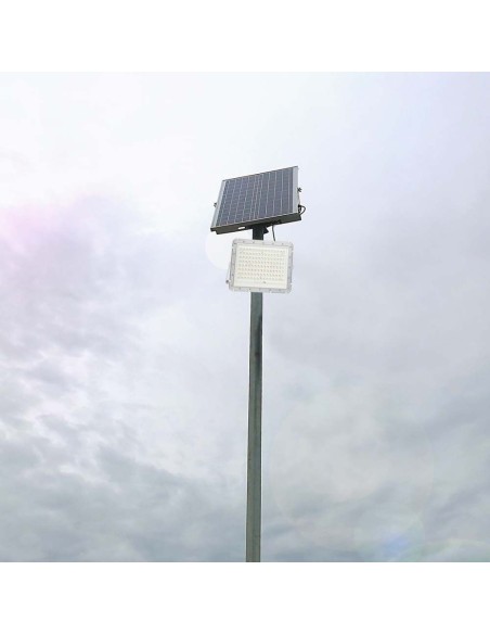 Faro LED 20W con pannello solare e telecomando, batteria sostituibile, cavo 3 metri, bianco - V-TAC VT-180W