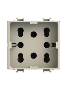 Multi-standard socket...