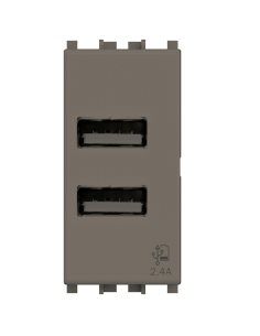 Double USB 2.0 socket...