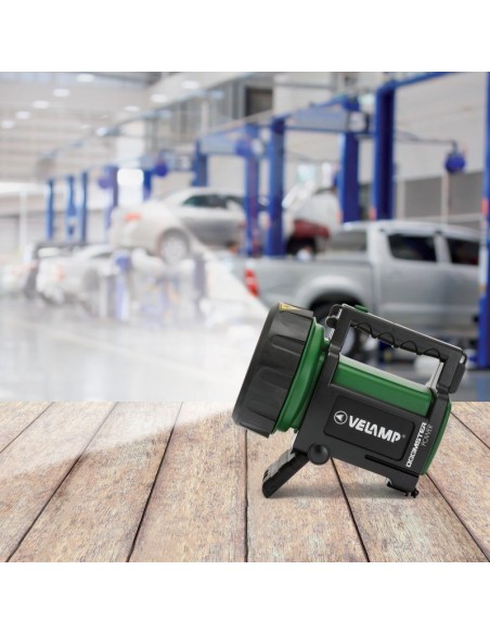 Doomster portable led spotlight, 5W, range 500 metres, adjustable brightness, with 220V and car adapter - Velamp IR666-5W