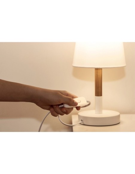 Lamp switch, supply cable with 10A plug 120cm, switch-cable 80cm, white, H03VVH2-F 2x0.75, 250V 2.5A - Velamp LH102W