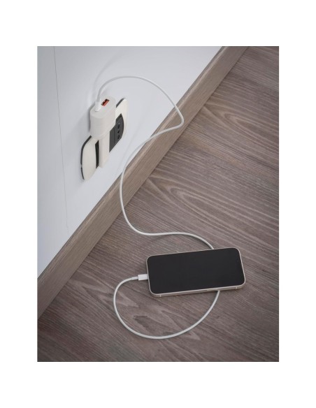 Adaptateur ultra-plat 10A/USB type A QC18W et USB-C PD20W, blanc, série Emilia Flat - Rosi RS7712BC
