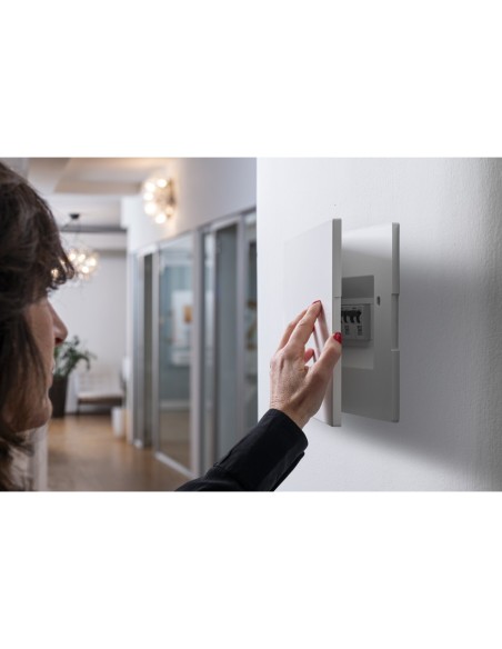 Façade ultra-mince 11 mm pour tableau Essenza, 12 modules (1x12), blanc, IP40, avec bornier - Elettrocanali EC63212CE